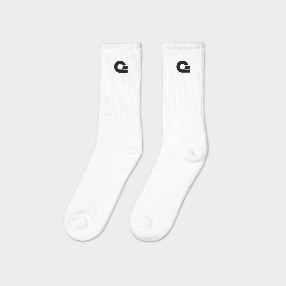 White Mode Embroidered Socks